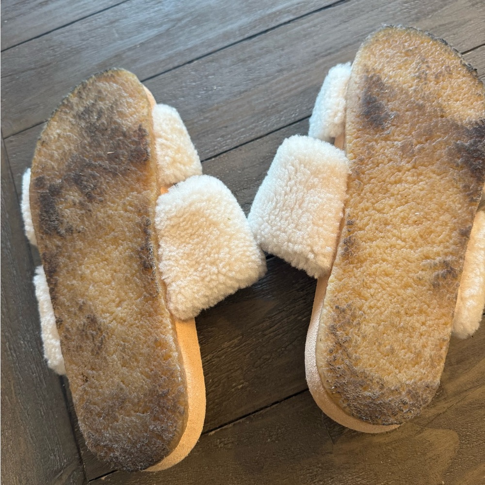 Gently Used Tory Burch Fur slippers Beige sz 9 Sheldon Shearling Two Band Slide - Picture 12 of 14